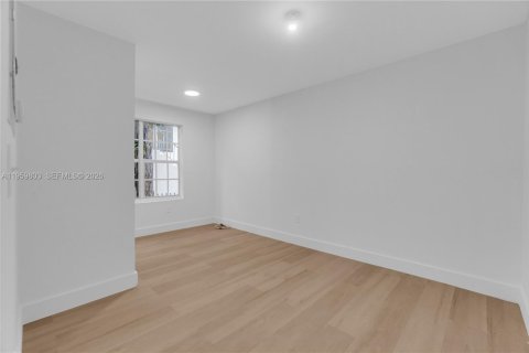 Copropriété à louer à Miami Beach, Floride: 1 chambre, 39.95 m2 № 2020107 - photo 8