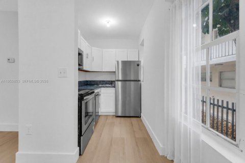 Copropriété à louer à Miami Beach, Floride: 1 chambre, 39.95 m2 № 2020107 - photo 2
