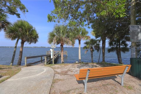 House in Rockledge, Florida 3 bedrooms, 123.93 sq.m. № 2198727 - photo 20