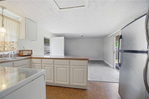 House in Rockledge, Florida 3 bedrooms, 123.93 sq.m. № 2198727 - photo 14