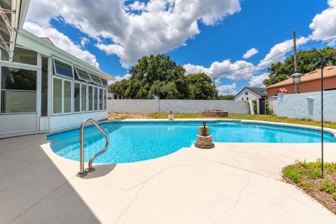 Villa ou maison à vendre à Winter Haven, Floride: 4 chambres, 383.5 m2 № 2388993 - photo 3