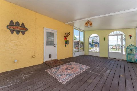 Villa ou maison à vendre à Winter Haven, Floride: 4 chambres, 383.5 m2 № 2388993 - photo 20