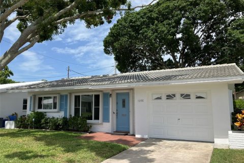 Condo in Pinellas Park, Florida, 2 bedrooms  № 2197983