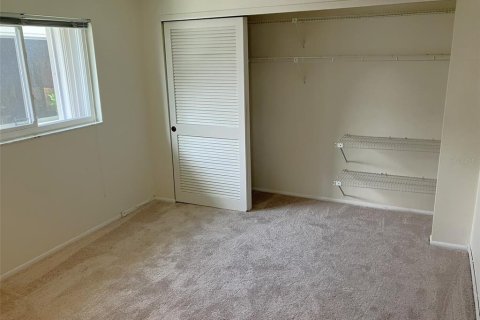 Condo in Pinellas Park, Florida, 2 bedrooms № 2197983 - photo 17