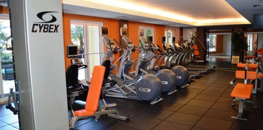 Condominio en West Palm Beach, Florida, 1 dormitorio  № 1128063