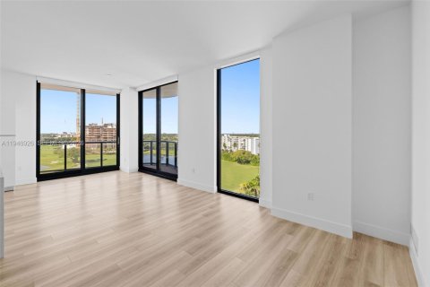 Apartment in Hallandale Beach, Florida 2 bedrooms, 137.77 sq.m. № 2002979 - photo 7