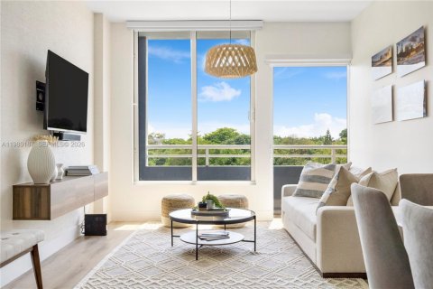 Condo in Miami, Florida, 1 bedroom  № 2043148 - photo 10