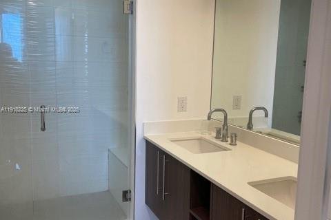 Condominio en alquiler en Doral, Florida, 2 dormitorios, 99.96 m2 № 1973032 - foto 10