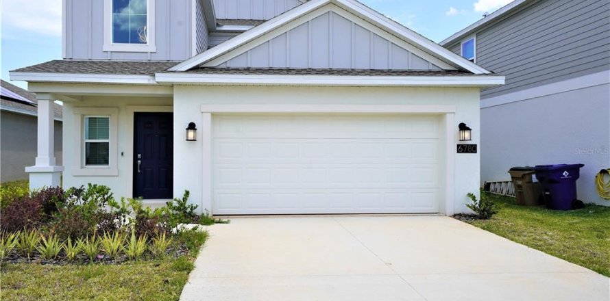 Villa ou maison à Groveland, Floride 5 chambres, 218.78 m2 № 2408057