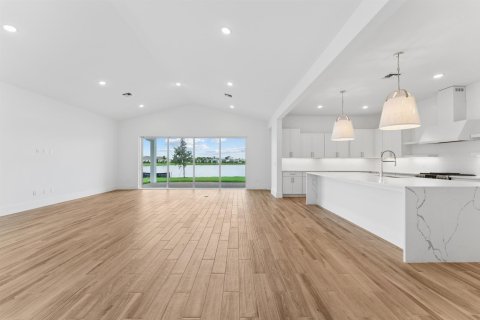 Villa ou maison à vendre à Port St. Lucie, Floride: 3 chambres, 279.82 m2 № 2181189 - photo 14