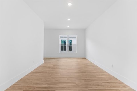 Villa ou maison à vendre à Port St. Lucie, Floride: 3 chambres, 279.82 m2 № 2181189 - photo 8