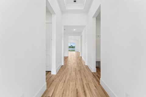 Villa ou maison à vendre à Port St. Lucie, Floride: 3 chambres, 279.82 m2 № 2181189 - photo 2