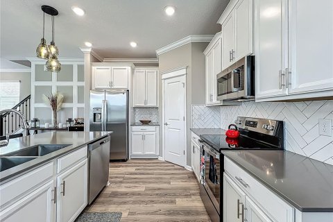 House in Winter Garden, Florida 4 bedrooms, 231.51 sq.m. № 1687468 - photo 19