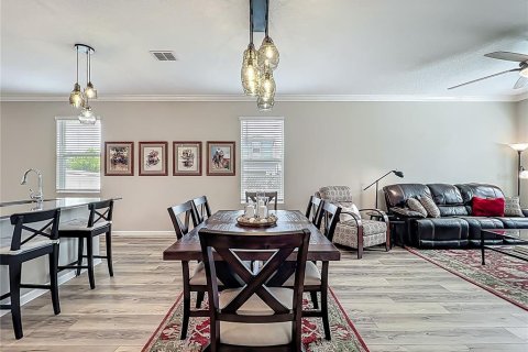 House in Winter Garden, Florida 4 bedrooms, 231.51 sq.m. № 1687468 - photo 28