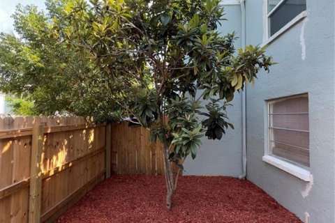 Condo in Tampa, Florida, 3 bedrooms  № 1899087 - photo 5