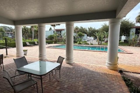 Condo in Tampa, Florida, 3 bedrooms  № 1899087 - photo 13