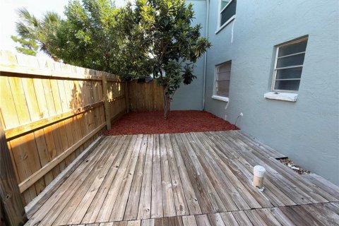 Condo in Tampa, Florida, 3 bedrooms  № 1899087 - photo 7