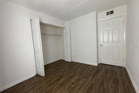 Condo in Tampa, Florida, 3 bedrooms  № 1899087 - photo 15