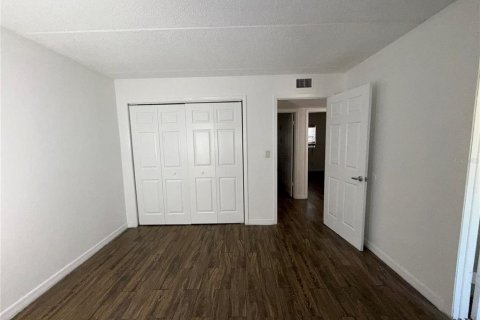 Condo in Tampa, Florida, 3 bedrooms  № 1899087 - photo 20