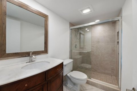 Condo in Hollywood, Florida, 2 bedrooms № 2193280 - photo 10
