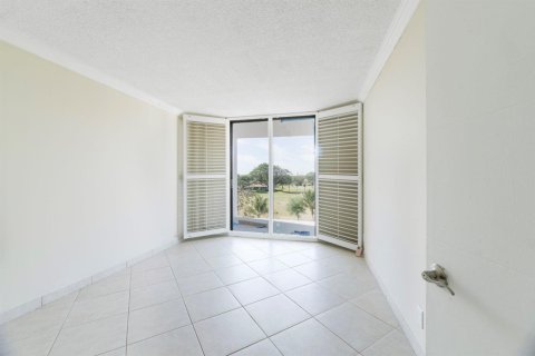 Condo in Hollywood, Florida, 2 bedrooms № 2193280 - photo 7