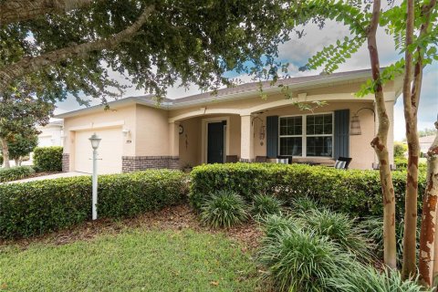 Casa en venta en Ocala, Florida, 2 dormitorios, 195.84 m2 № 1905483 - foto 1