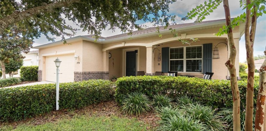 Casa en Ocala, Florida 2 dormitorios, 195.84 m2 № 1905483