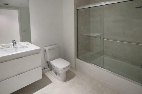Condo in North Miami Beach, Florida, 3 bedrooms  № 2022010 - photo 7