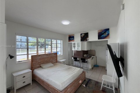 Apartamento en Miami Beach, Florida 1 dormitorio, 41.81 m2 № 2029646