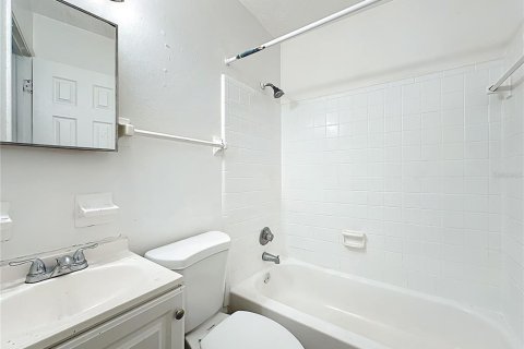 Touwnhouse à vendre à Jacksonville, Floride: 2 chambres, 66.52 m2 № 1878139 - photo 15