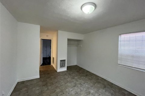 Townhouse in Jacksonville, Florida 2 bedrooms, 66.52 sq.m. № 1878139 - photo 10