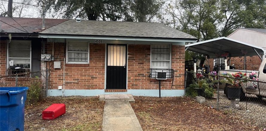 Townhouse in Jacksonville, Florida 2 bedrooms, 66.52 sq.m. № 1878139