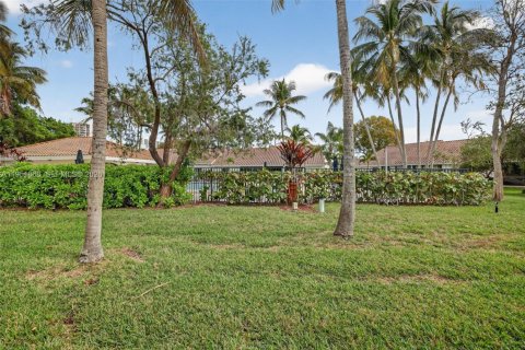 Copropriété à vendre à Aventura, Floride: 3 chambres, 125.79 m2 № 2244384 - photo 29