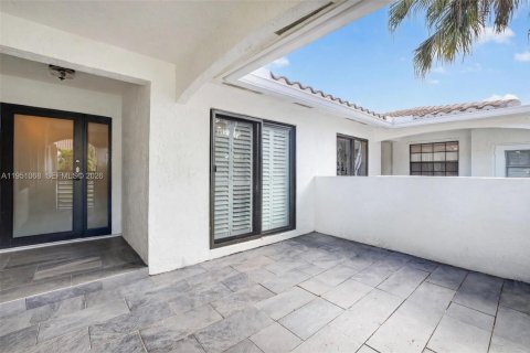 Copropriété à vendre à Aventura, Floride: 3 chambres, 125.79 m2 № 2244384 - photo 21