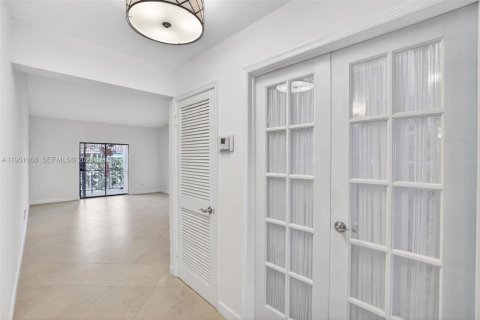Copropriété à vendre à Aventura, Floride: 3 chambres, 125.79 m2 № 2244384 - photo 15