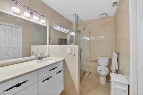 Copropriété à vendre à Aventura, Floride: 3 chambres, 125.79 m2 № 2244384 - photo 12