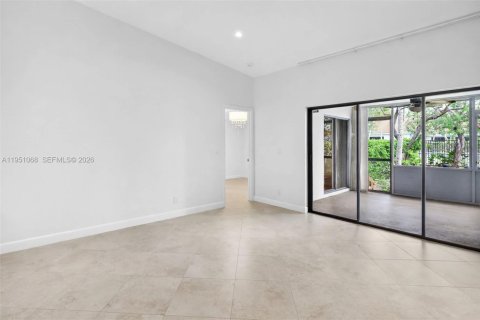 Copropriété à vendre à Aventura, Floride: 3 chambres, 125.79 m2 № 2244384 - photo 8