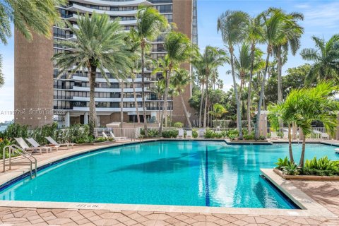 Condominio en venta en Miami, Florida, 2 dormitorios, 163.79 m2 № 2000264 - foto 26
