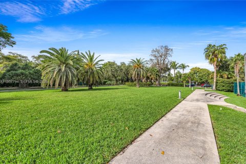 Condominio en venta en Miami, Florida, 2 dormitorios, 163.79 m2 № 2000264 - foto 27