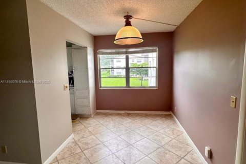 Condominio en alquiler en Boca Raton, Florida, 2 dormitorios, 77.57 m2 № 1948841 - foto 2