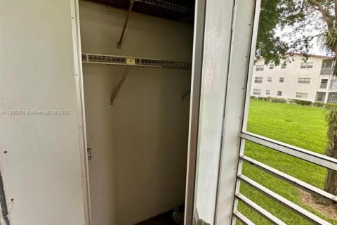 Condominio en alquiler en Boca Raton, Florida, 2 dormitorios, 77.57 m2 № 1948841 - foto 13