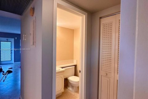 Condominio en alquiler en Boca Raton, Florida, 2 dormitorios, 77.57 m2 № 1948841 - foto 25