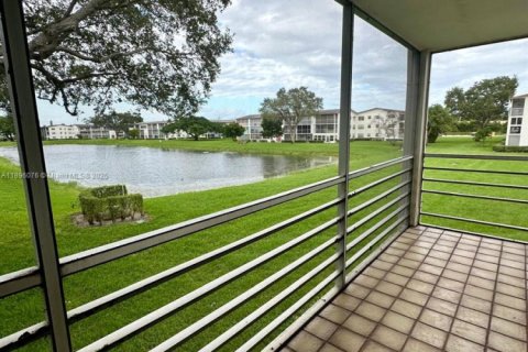 Condominio en alquiler en Boca Raton, Florida, 2 dormitorios, 77.57 m2 № 1948841 - foto 12