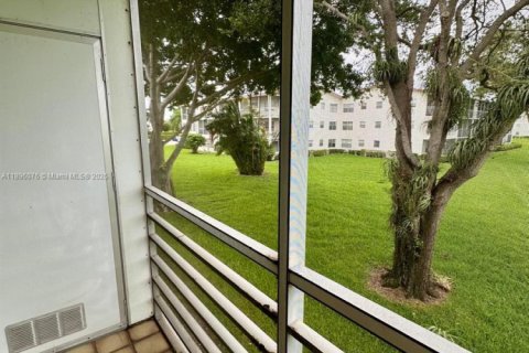 Condominio en alquiler en Boca Raton, Florida, 2 dormitorios, 77.57 m2 № 1948841 - foto 11