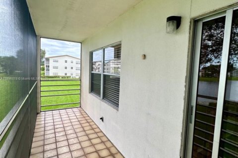 Condominio en alquiler en Boca Raton, Florida, 2 dormitorios, 77.57 m2 № 1948841 - foto 9