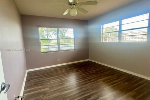 Condominio en alquiler en Boca Raton, Florida, 2 dormitorios, 77.57 m2 № 1948841 - foto 19