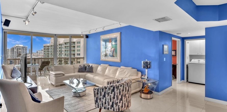 Condo à Aventura, Floride, 2 chambres № 1925150