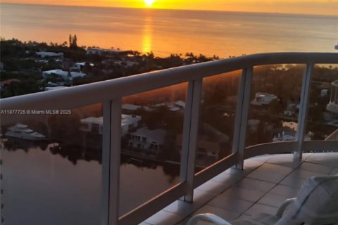 Condominio en venta en Aventura, Florida, 2 dormitorios, 139.35 m2 № 1925150 - foto 6