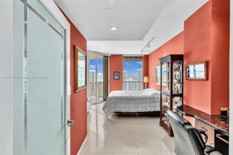 Condominio en venta en Aventura, Florida, 2 dormitorios, 139.35 m2 № 1925150 - foto 27