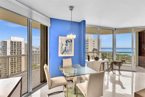Condominio en venta en Aventura, Florida, 2 dormitorios, 139.35 m2 № 1925150 - foto 2